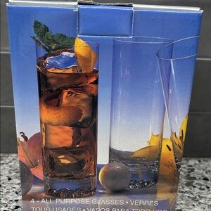 Elegant Glassware Set - Clear